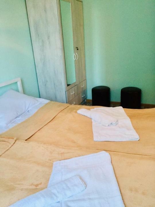 Lali Bed and Breakfast Tbilisi Buitenkant foto