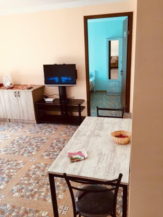 Lali Bed and Breakfast Tbilisi Buitenkant foto