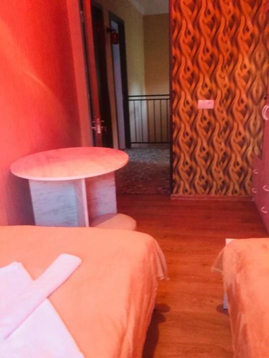 Lali Bed and Breakfast Tbilisi Buitenkant foto